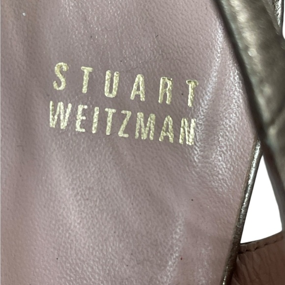 Stuart Weitzman Metallic Gold Leather Peep
Toe Wedge Sandals Size 7.5M - Picture 10 of 13